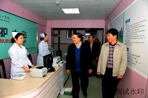 市长胡伟林就我院儿童诊疗中心等项目建设问题现场办公